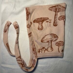 Kate Quinn Baby Bonnet Hat – Mushroom Print (6–12 Months)